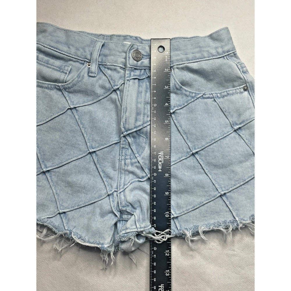 PacSun Women's 25 Vintage High Rise Light Wash Crisscross Raw Hem Denim Shorts - Picture 11 of 16